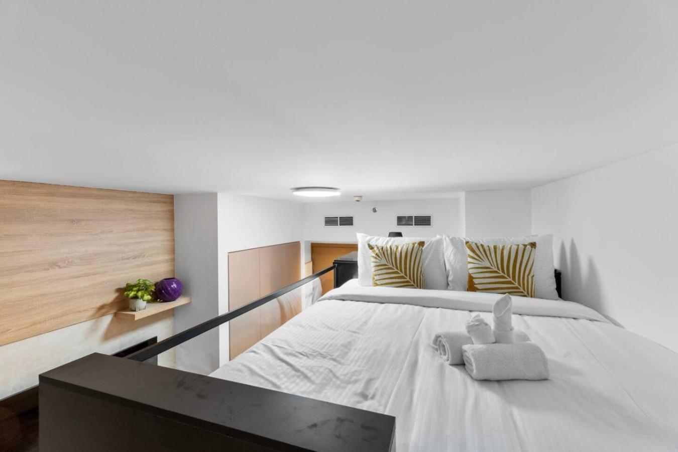 Miami Vibes | Canal View | Fully Furnished * Dubai